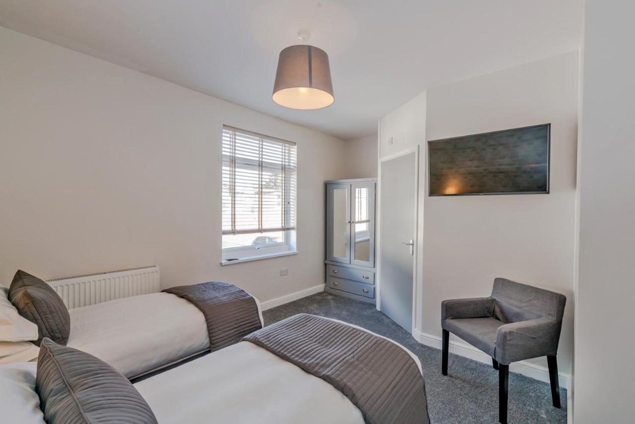 Newhall Lodge 캐녹 외부 사진